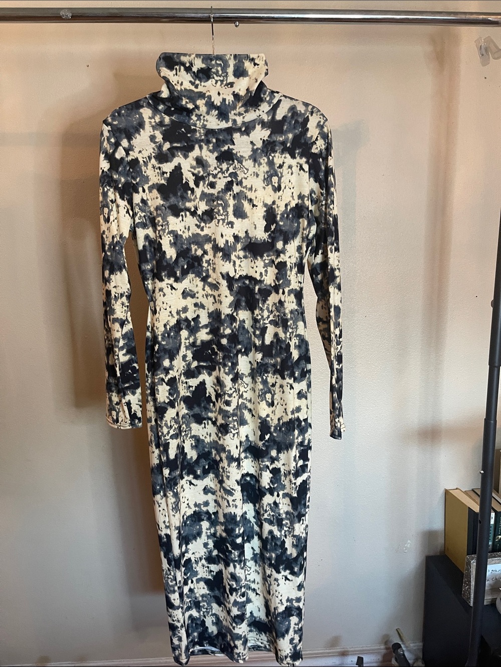 PrettyLittleThing Grey & Cream/Beige Turtleneck Long Sleeve Midi Dress
